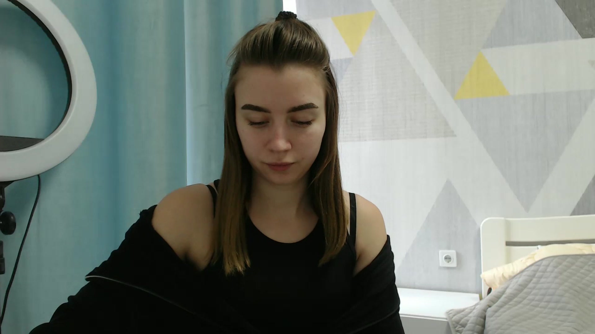 Gallery image thumbnail from Sulfate0's myfreecams stream on, 03/19/2025, 08:37 image 7 of 20