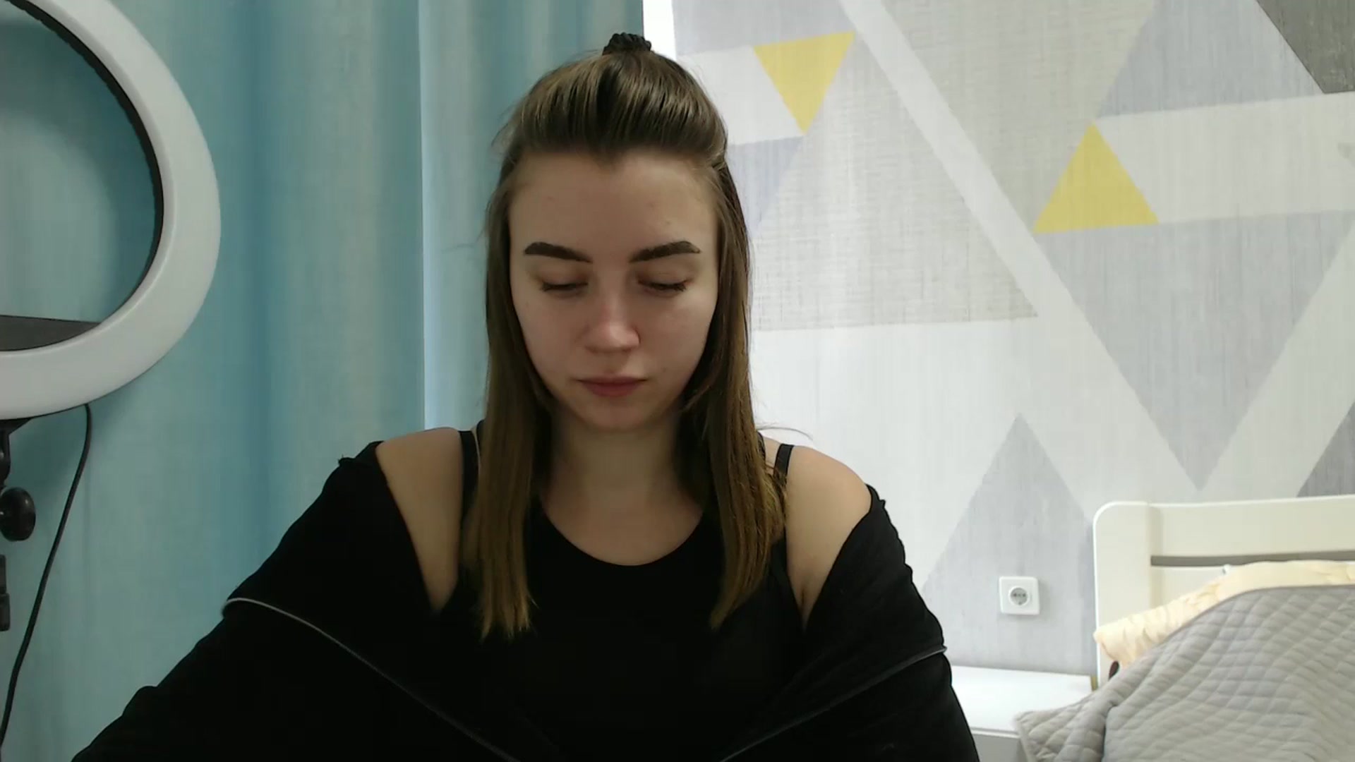 Gallery image thumbnail from Sulfate0's myfreecams stream on, 03/19/2025, 08:37 image 3 of 20