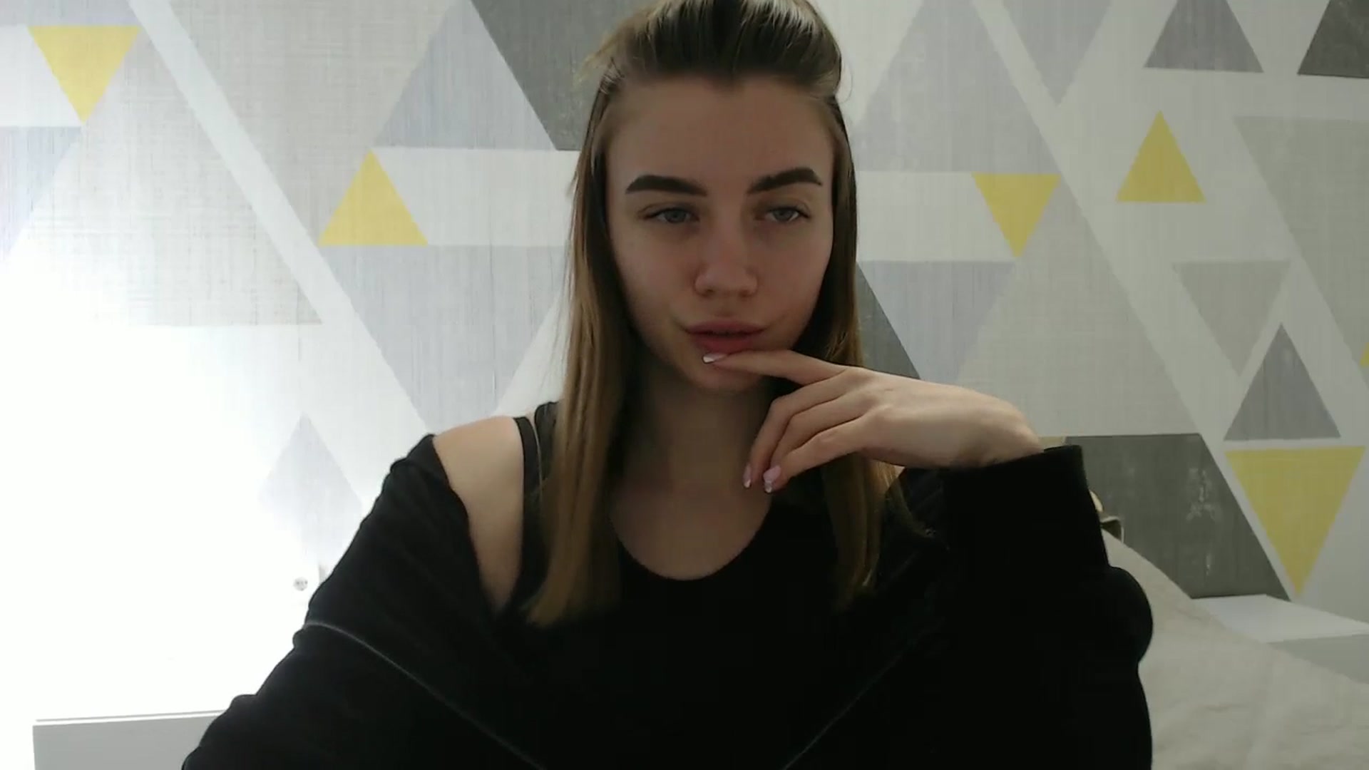 Gallery image thumbnail from Sulfate0's myfreecams stream on, 03/19/2025, 09:35 image 8 of 20