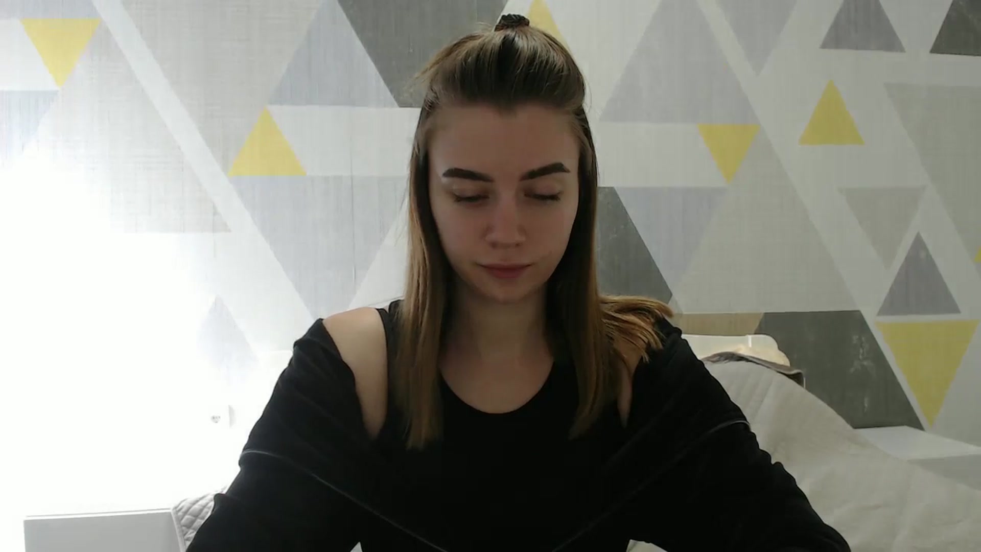 Gallery image thumbnail from Sulfate0's myfreecams stream on, 03/19/2025, 09:35 image 7 of 20