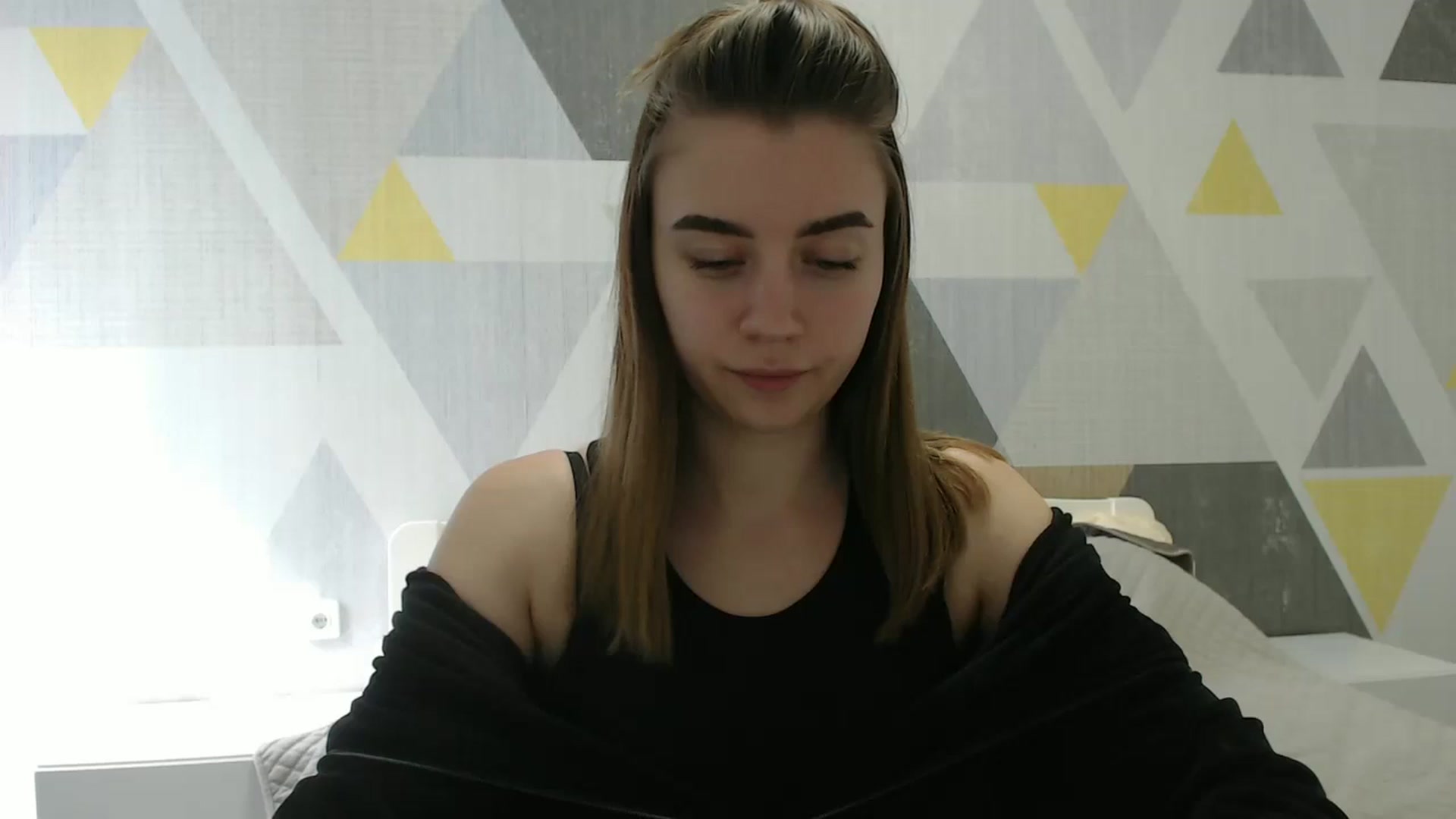 Gallery image thumbnail from Sulfate0's myfreecams stream on, 03/19/2025, 09:35 image 15 of 20