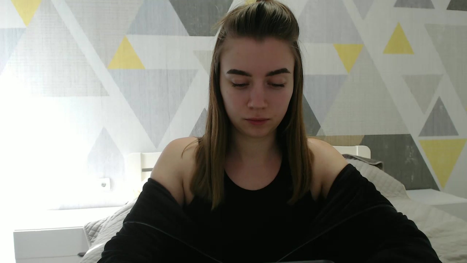 Gallery image thumbnail from Sulfate0's myfreecams stream on, 03/19/2025, 10:04 image 19 of 20
