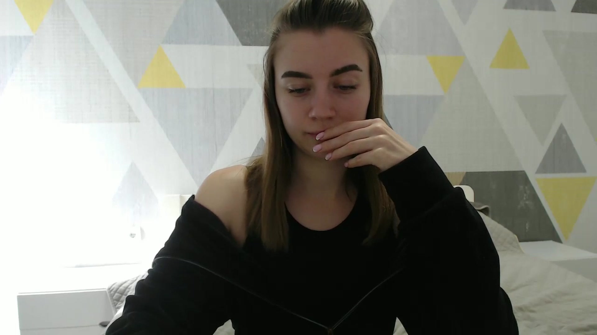Gallery image thumbnail from Sulfate0's myfreecams stream on, 03/19/2025, 10:04 image 2 of 20