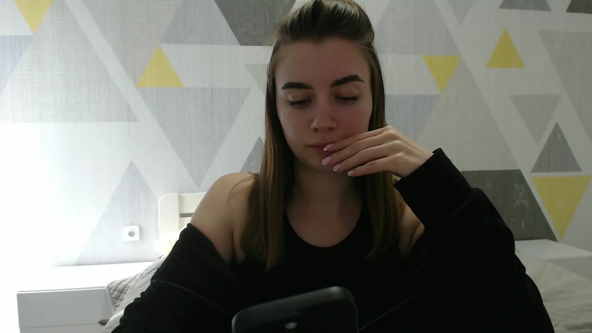 Gallery image thumbnail from Sulfate0's myfreecams stream on, 03/19/2025, 10:04 image 18 of 20