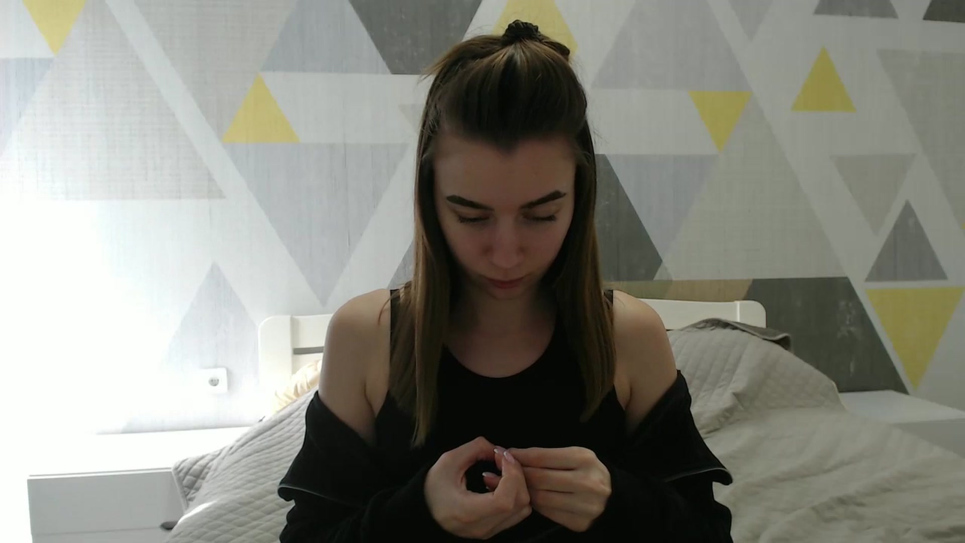 Gallery image thumbnail from Sulfate0's myfreecams stream on, 03/19/2025, 10:04 image 17 of 20