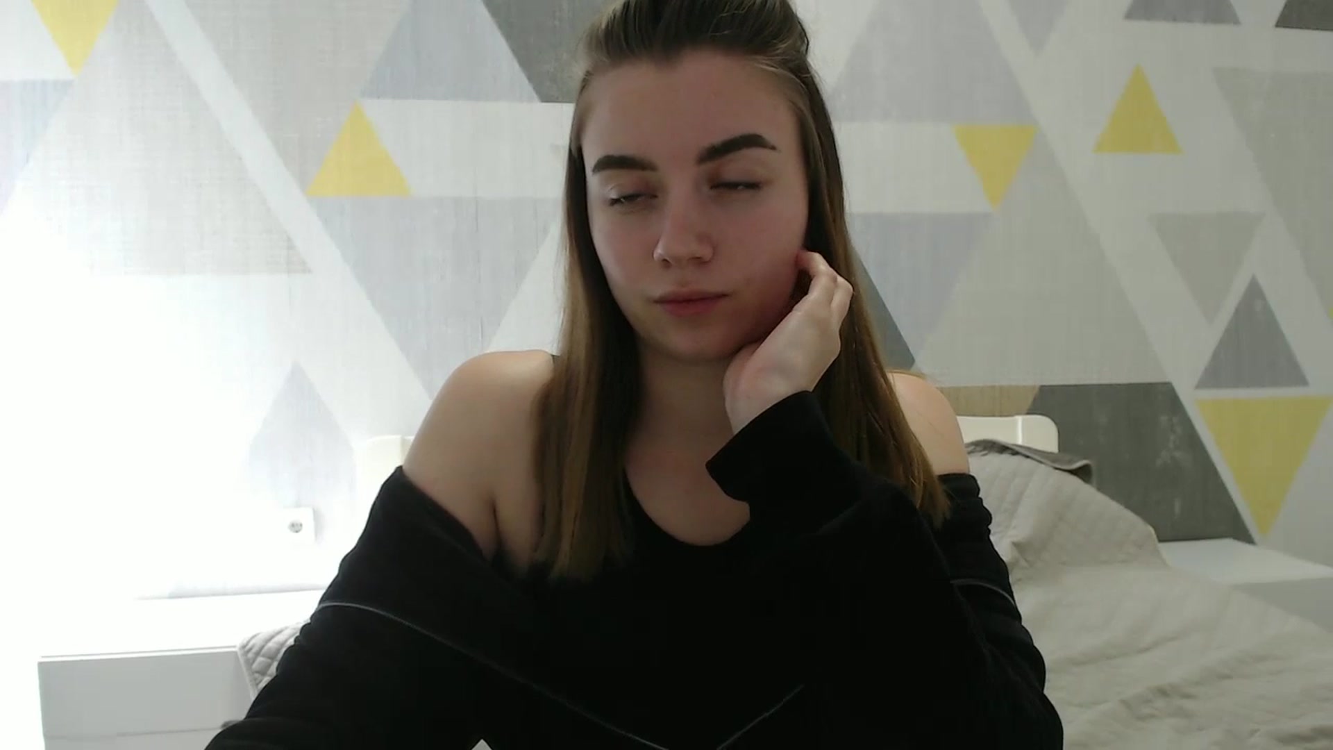 Gallery image thumbnail from Sulfate0's myfreecams stream on, 03/19/2025, 10:04 image 12 of 20