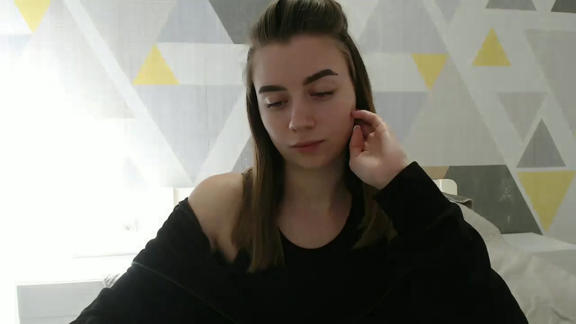 Gallery image thumbnail from Sulfate0's myfreecams stream on, 03/19/2025, 10:34 image 6 of 20