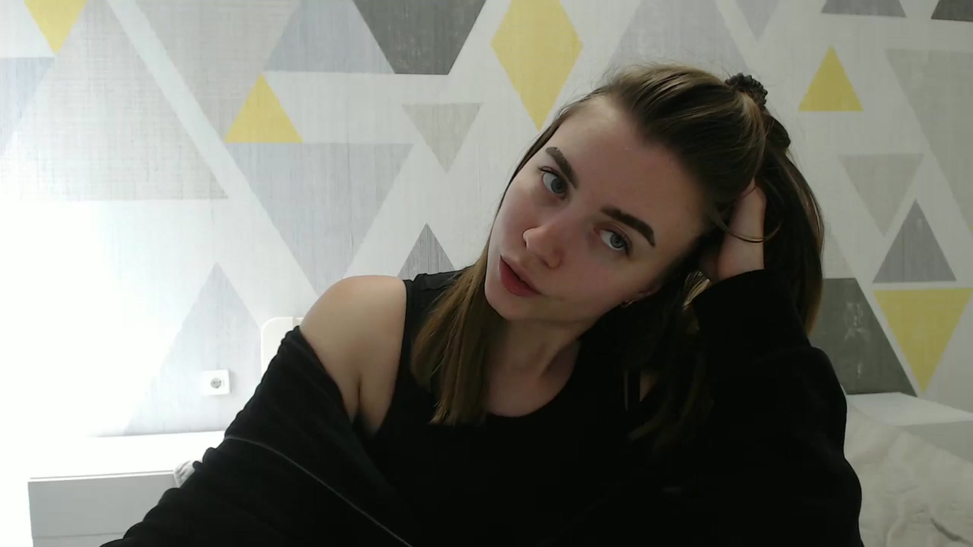 Gallery image thumbnail from Sulfate0's myfreecams stream on, 03/19/2025, 10:34 image 2 of 20