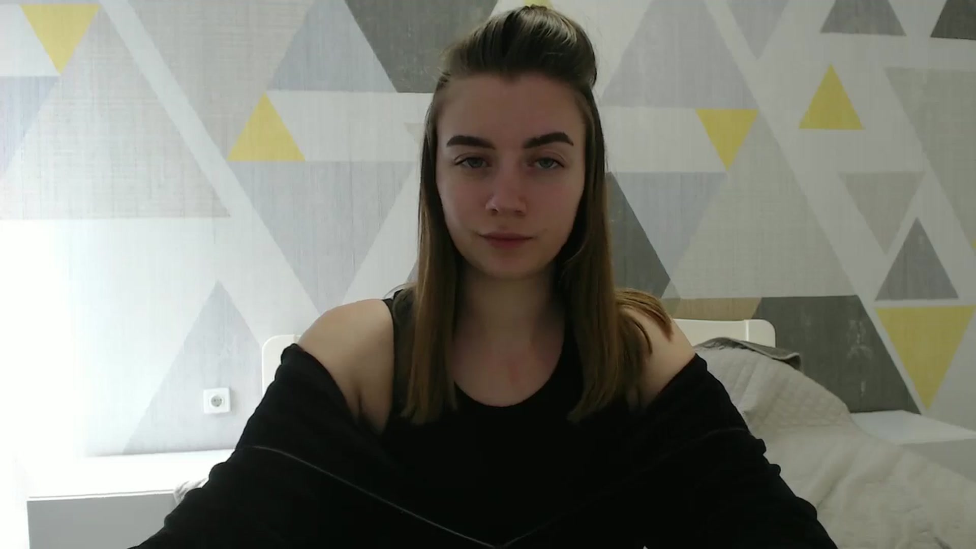 Gallery image thumbnail from Sulfate0's myfreecams stream on, 03/19/2025, 10:34 image 14 of 20