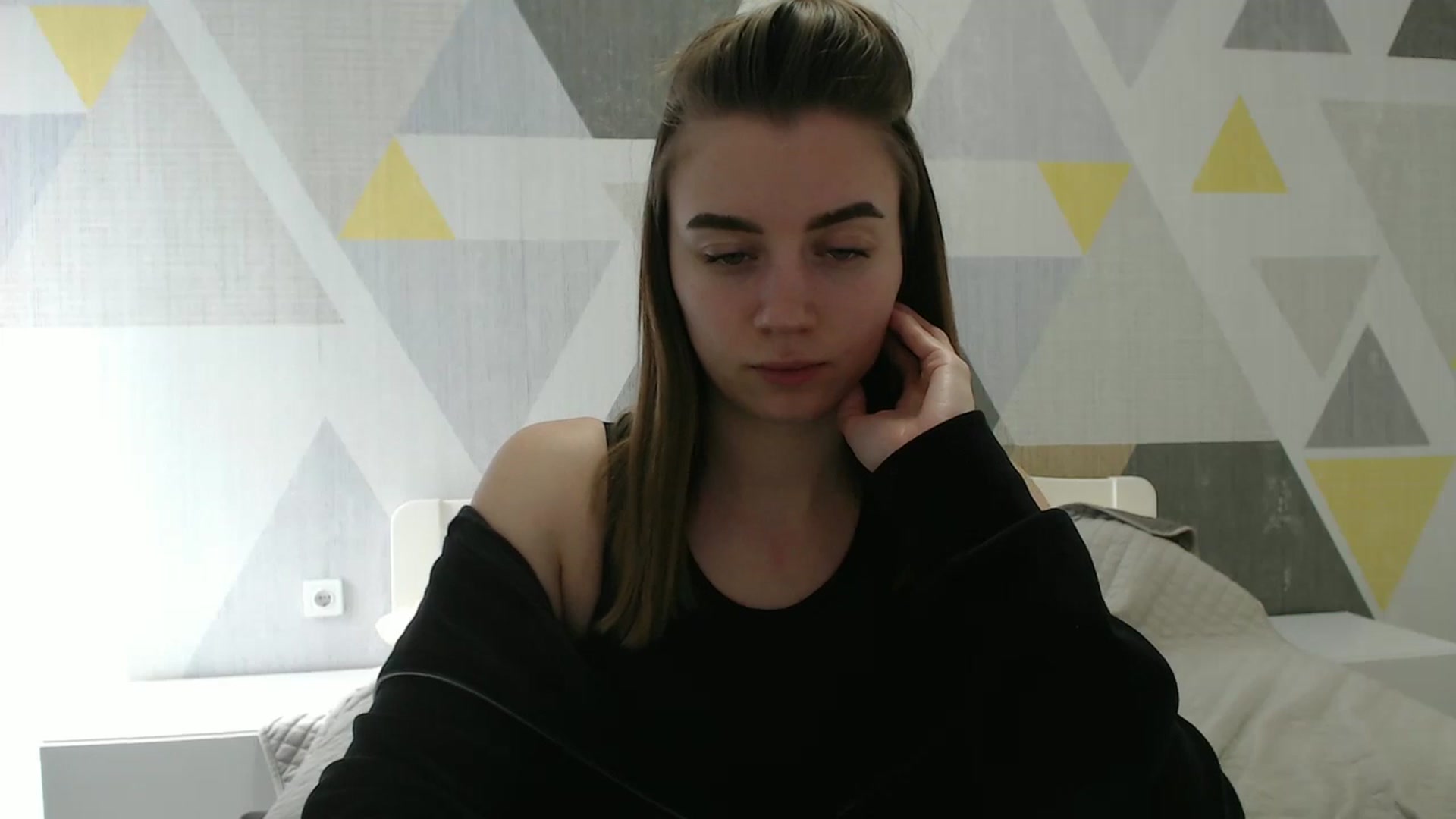 Gallery image thumbnail from Sulfate0's myfreecams stream on, 03/19/2025, 10:34 image 13 of 20