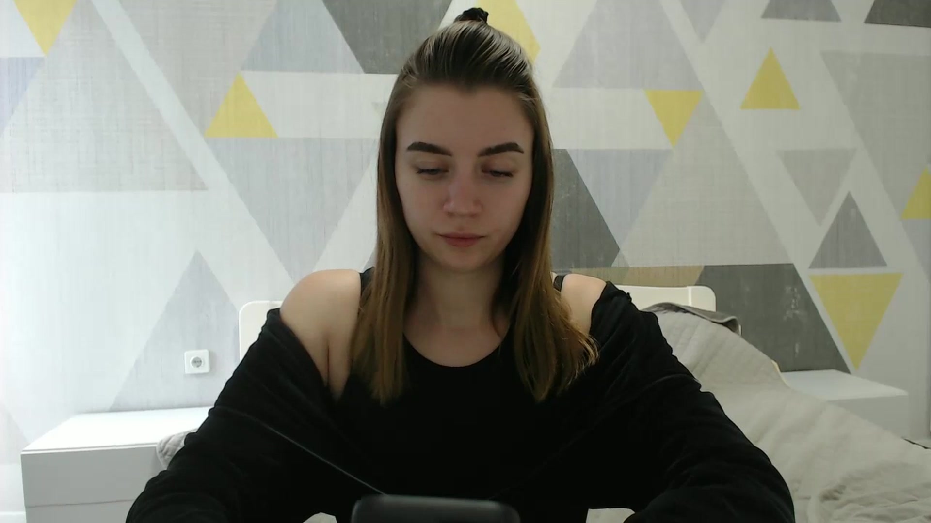Gallery image thumbnail from Sulfate0's myfreecams stream on, 03/19/2025, 11:14 image 15 of 20