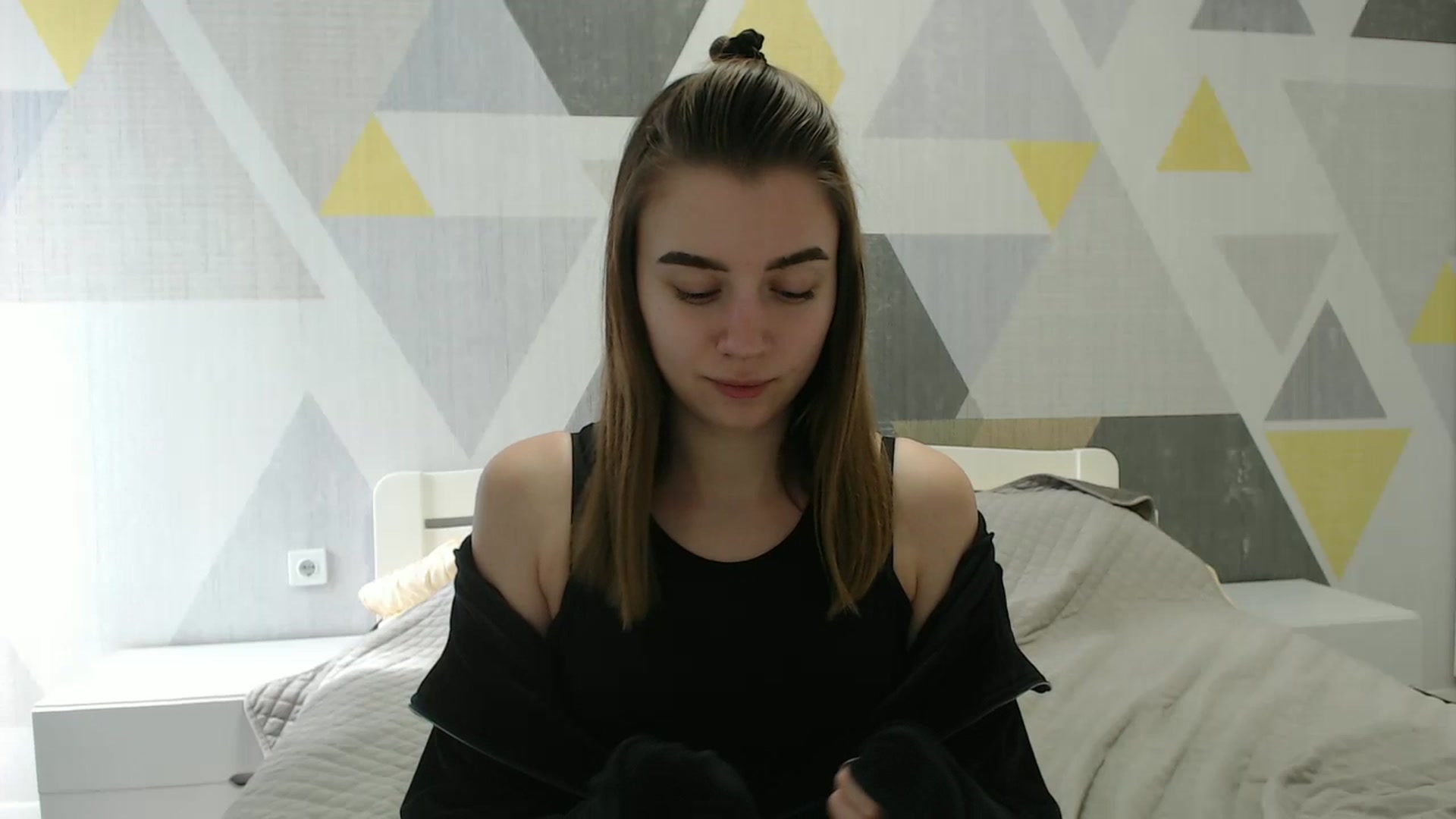 Gallery image thumbnail from Sulfate0's myfreecams stream on, 03/19/2025, 11:14 image 12 of 20