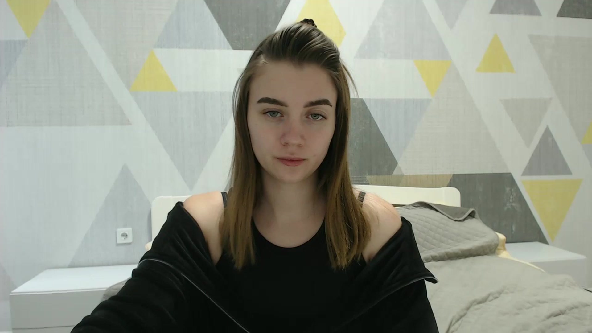 Gallery image thumbnail from Sulfate0's myfreecams stream on, 03/19/2025, 11:51 image 19 of 20