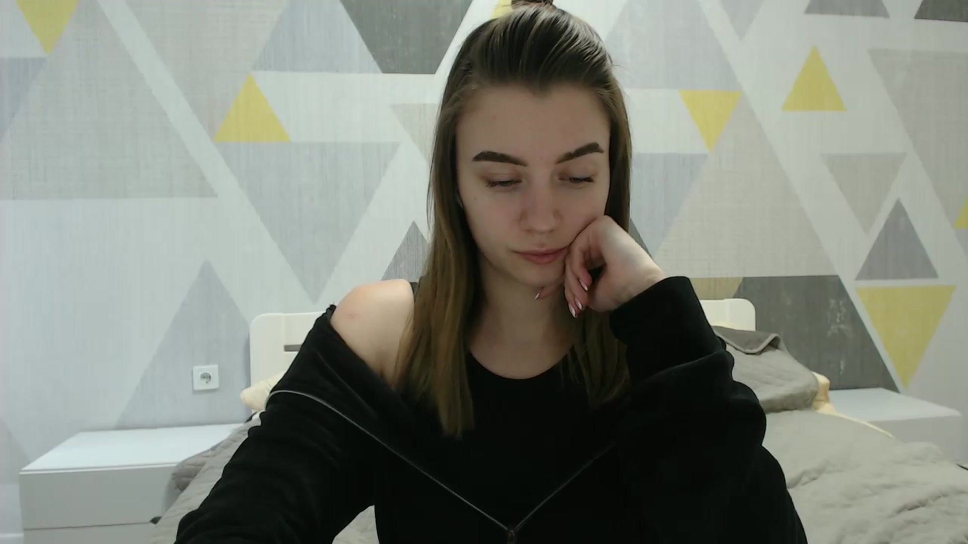 Gallery image thumbnail from Sulfate0's myfreecams stream on, 03/19/2025, 11:51 image 6 of 20