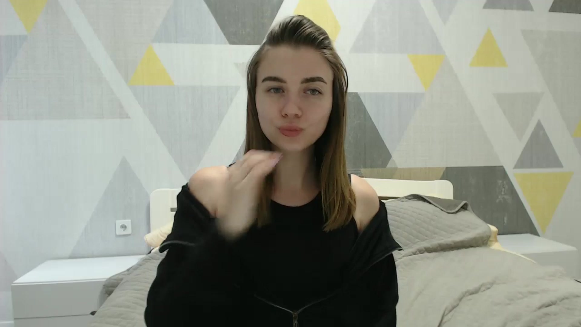 Gallery image thumbnail from Sulfate0's myfreecams stream on, 03/19/2025, 11:51 image 7 of 20
