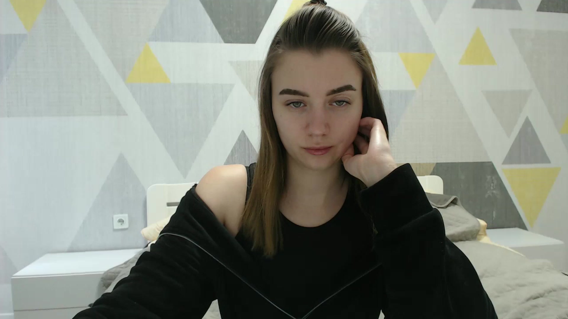 Gallery image thumbnail from Sulfate0's myfreecams stream on, 03/19/2025, 11:51 image 1 of 20