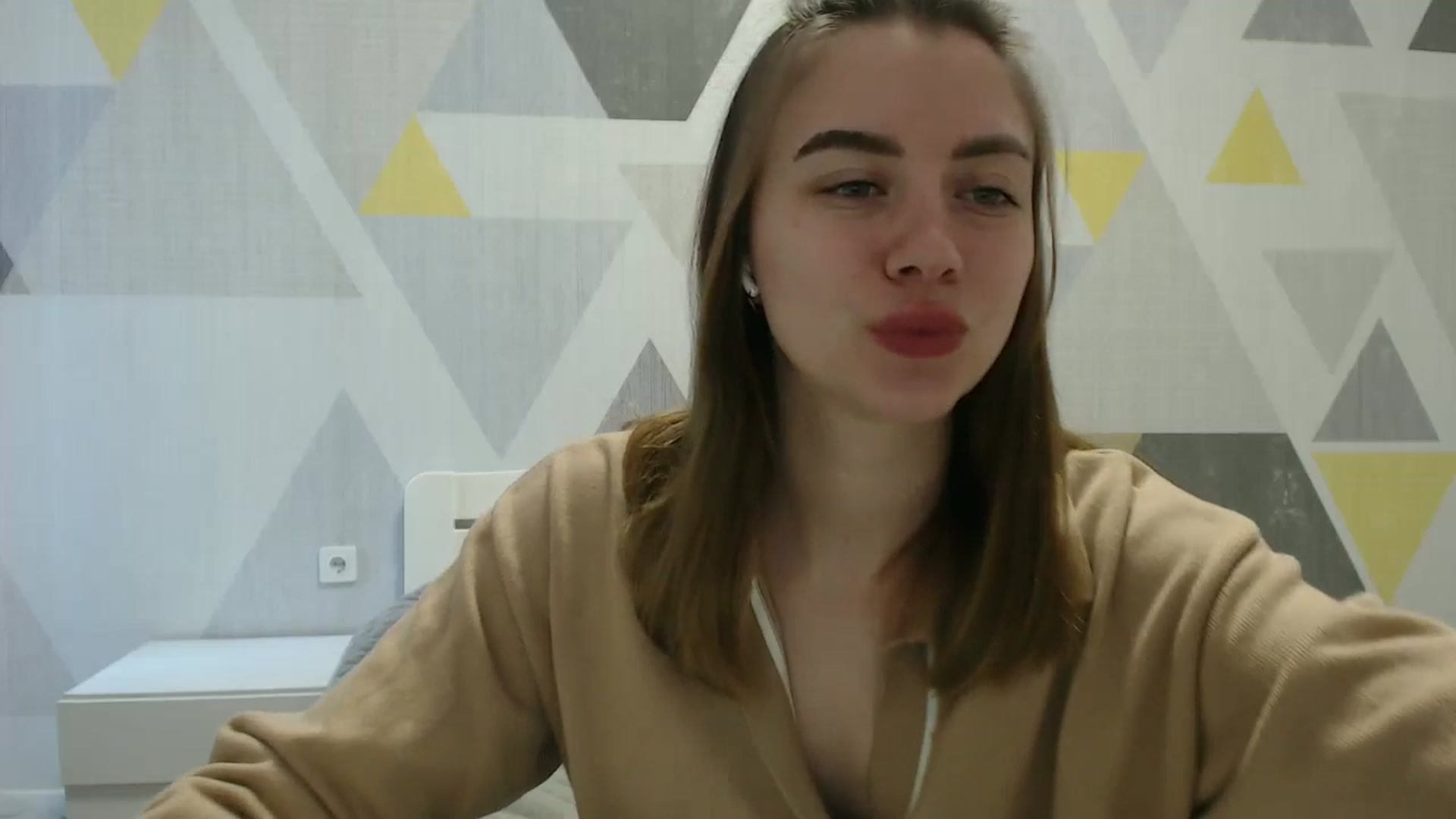 Gallery image thumbnail from Sulfate0's myfreecams stream on, 03/20/2025, 08:28 image 2 of 20