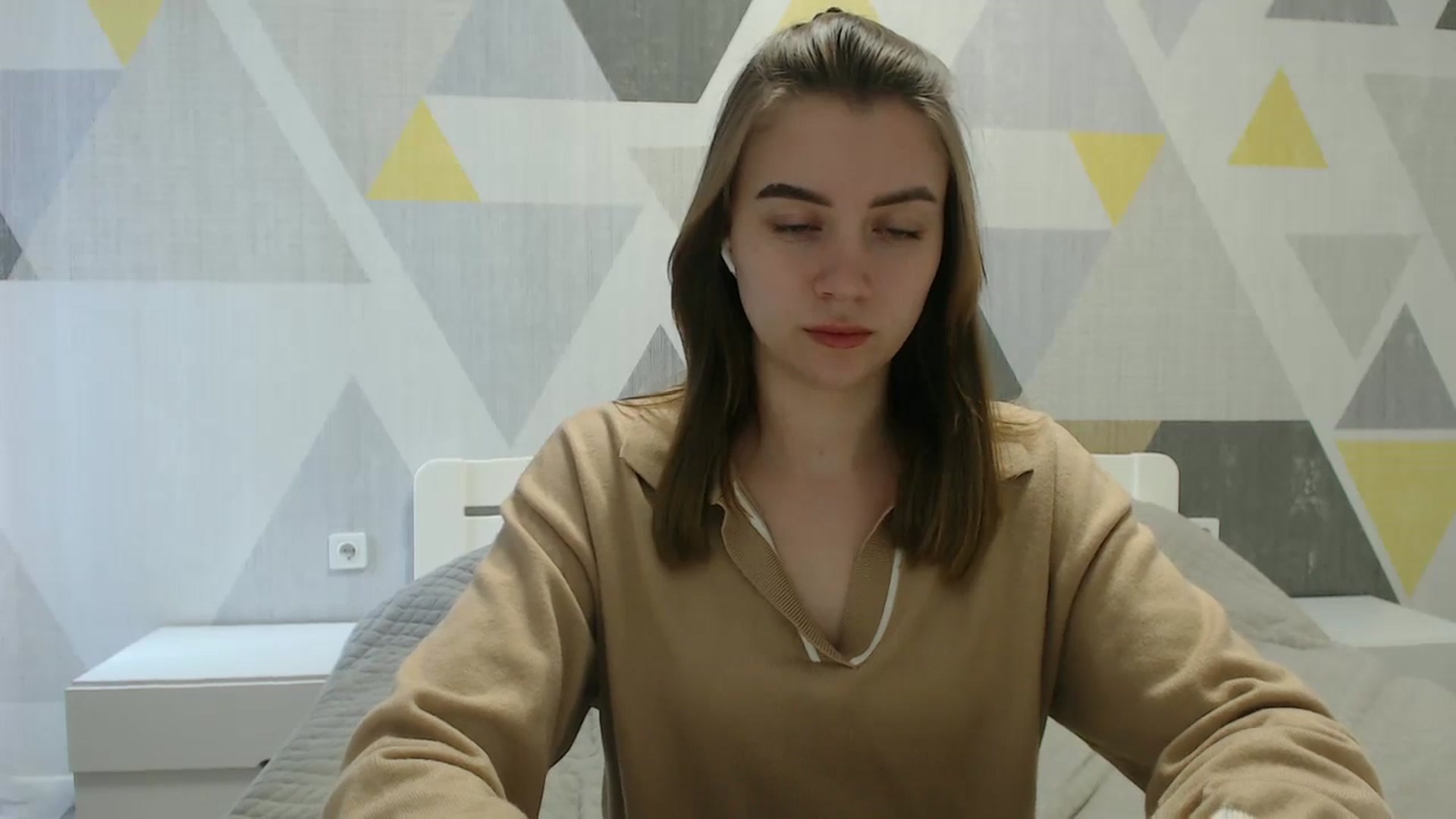 Gallery image thumbnail from Sulfate0's myfreecams stream on, 03/20/2025, 09:10 image 19 of 20
