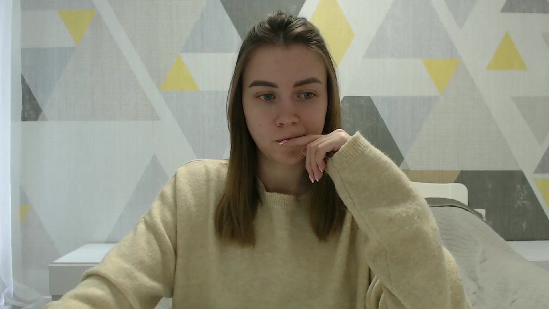 Gallery image thumbnail from Sulfate0's myfreecams stream on, 03/24/2025, 10:00 image 19 of 20