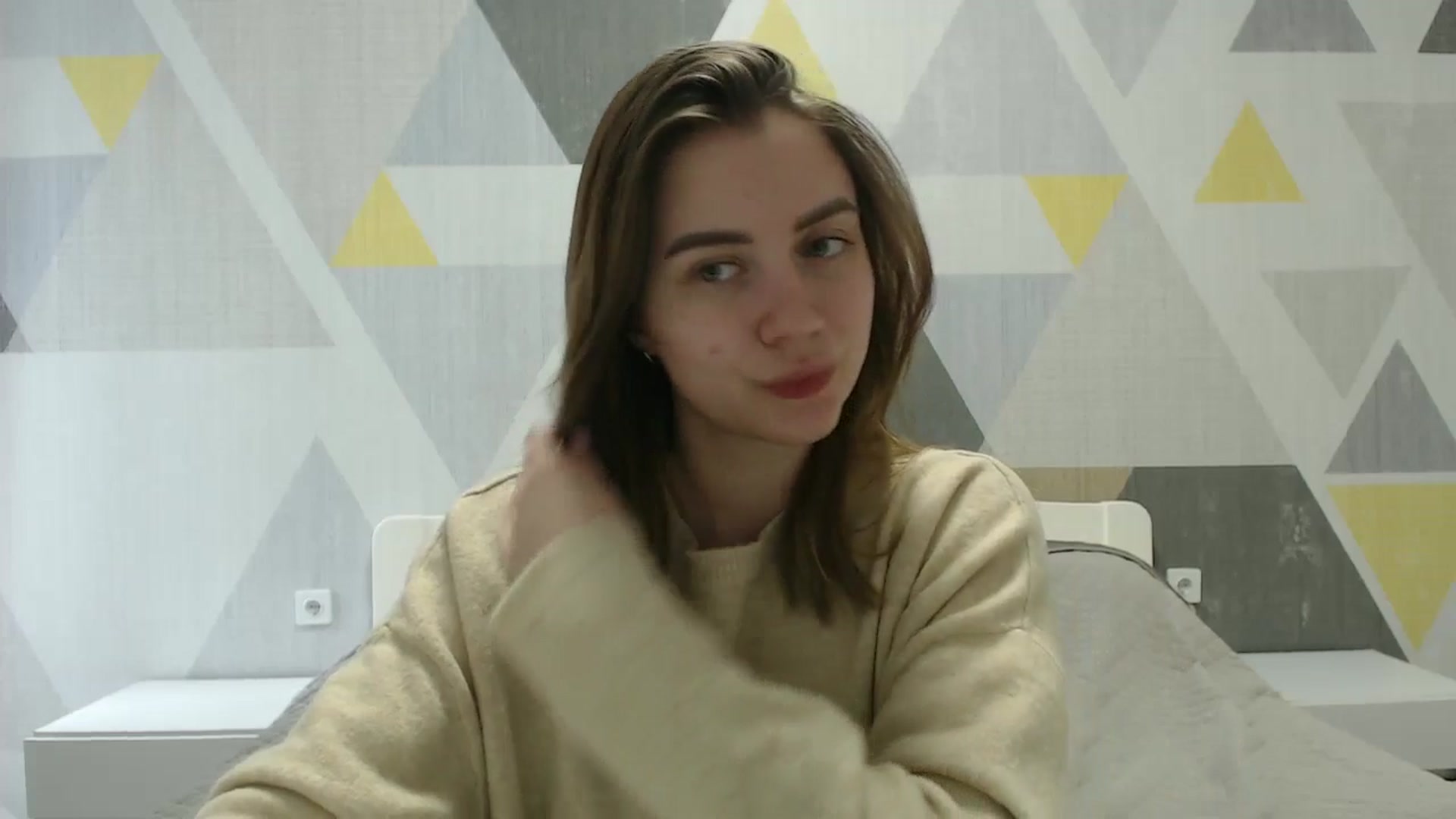 Gallery image thumbnail from Sulfate0's myfreecams stream on, 03/24/2025, 11:50 image 6 of 20
