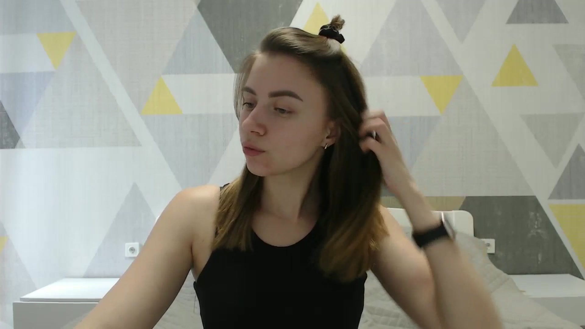 Gallery image thumbnail from Sulfate0's myfreecams stream on, 03/26/2025, 08:33 image 8 of 20
