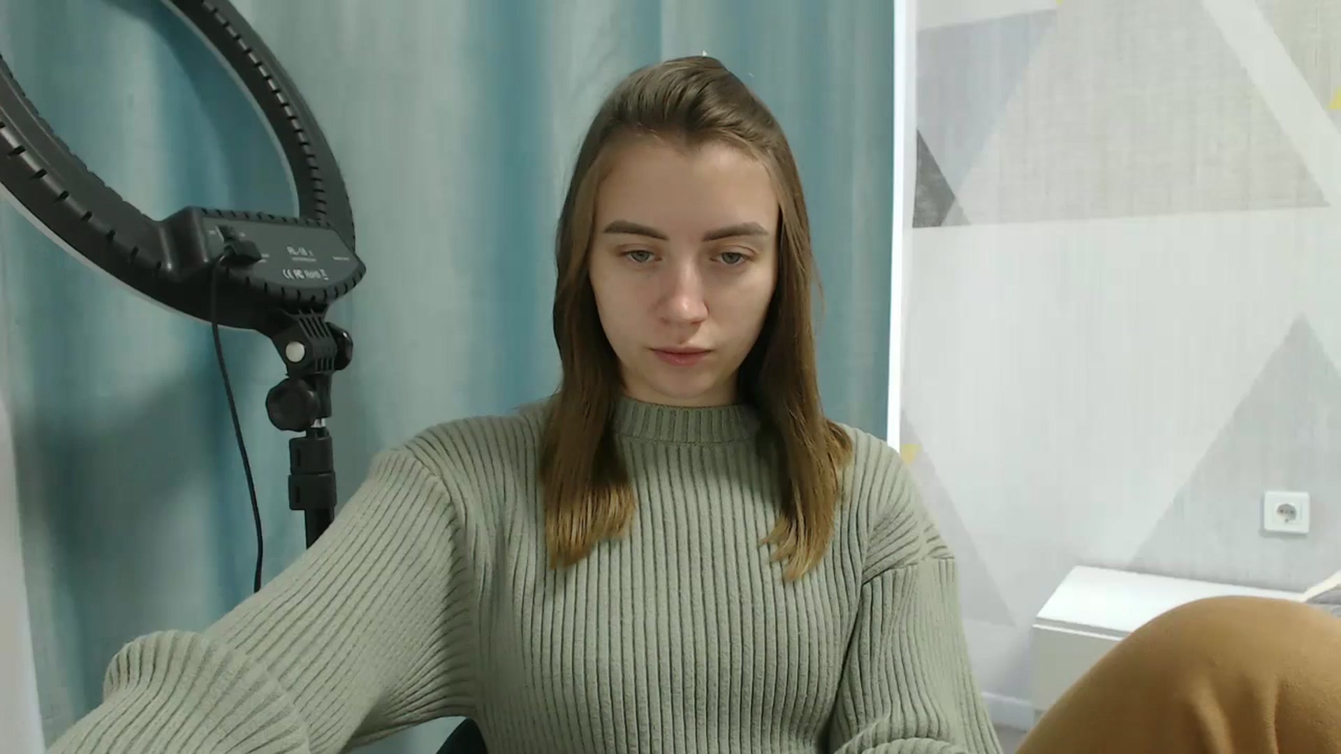 Gallery image thumbnail from Sulfate0's myfreecams stream on, 03/30/2025, 08:26 image 18 of 20