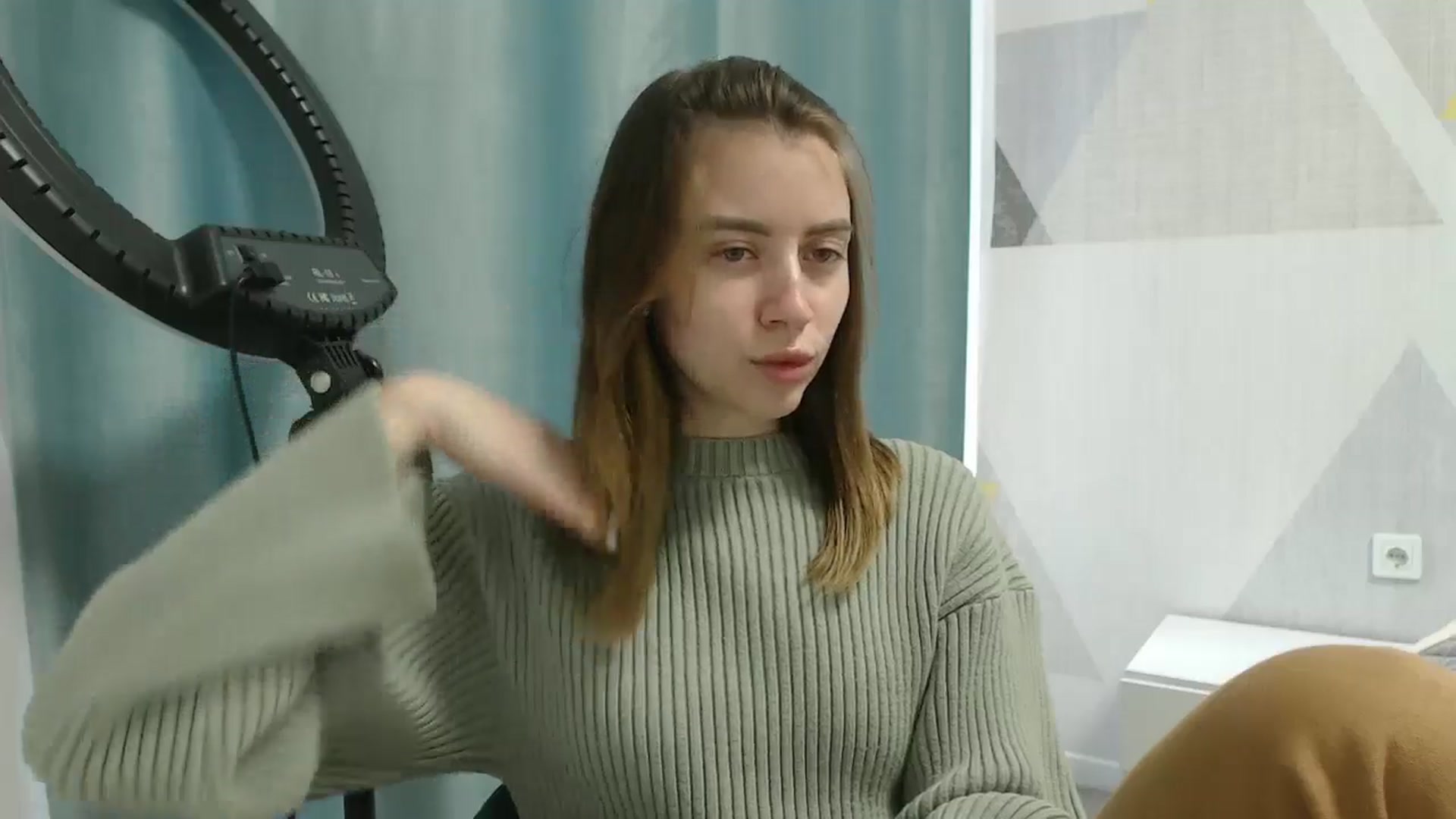 Gallery image thumbnail from Sulfate0's myfreecams stream on, 03/30/2025, 08:26 image 16 of 20