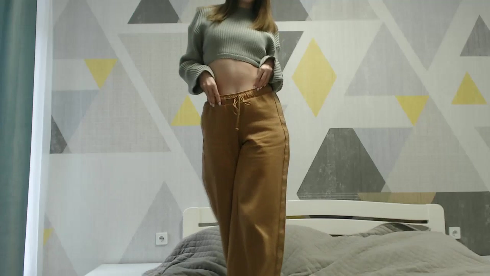 Gallery image thumbnail from Sulfate0's myfreecams stream on, 03/30/2025, 09:21 image 9 of 20