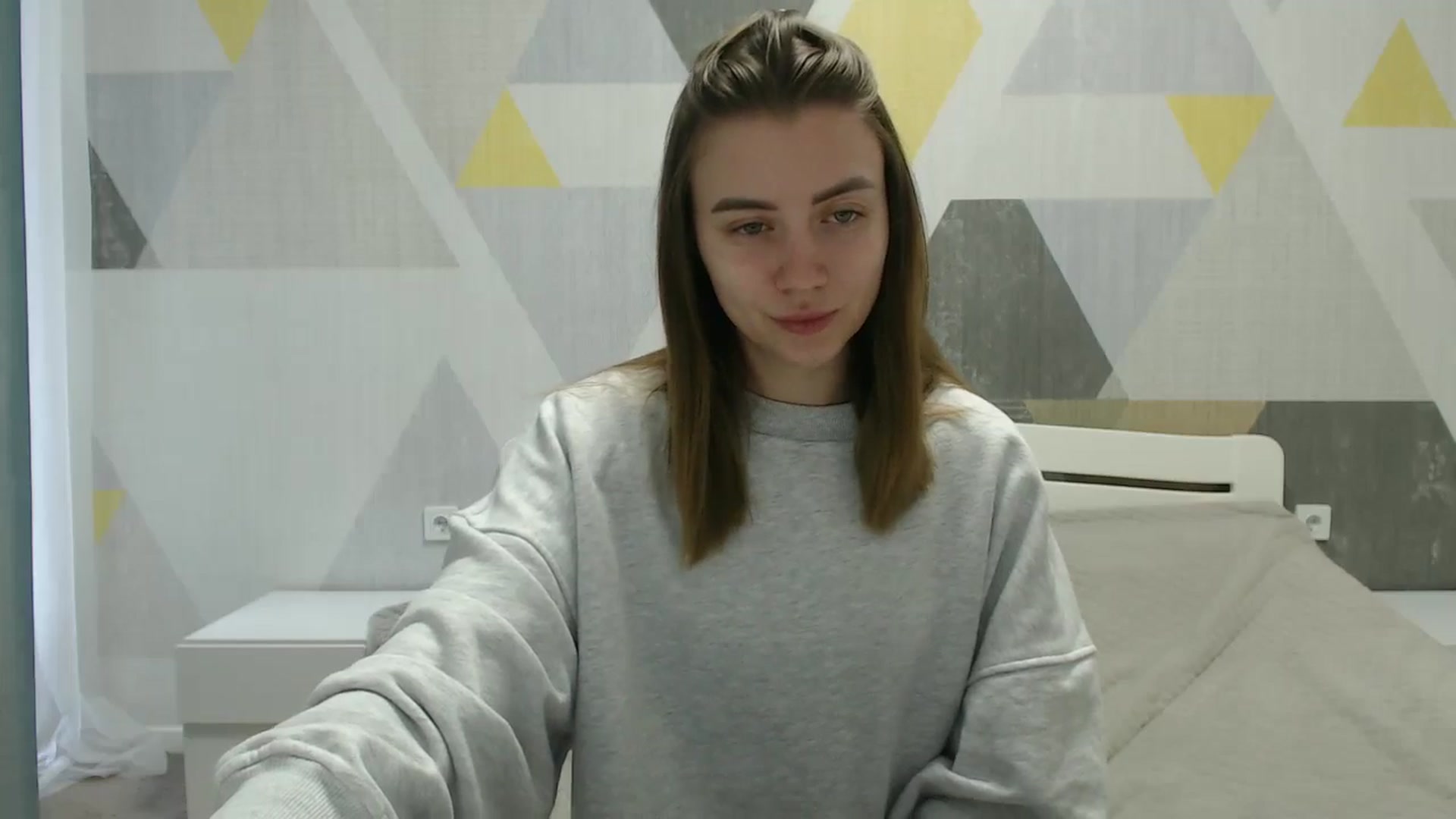 Gallery image thumbnail from Sulfate0's myfreecams stream on, 03/31/2025, 07:41 image 16 of 20