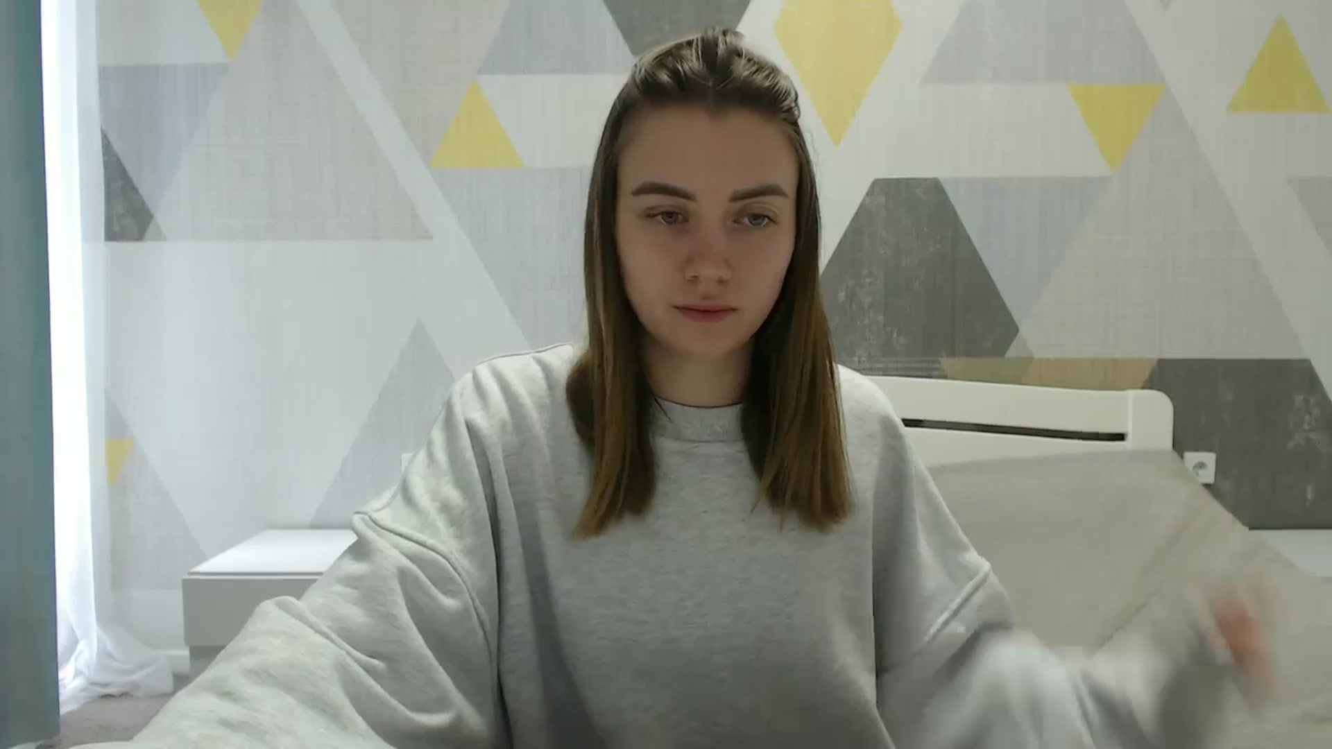 Gallery image thumbnail from Sulfate0's myfreecams stream on, 03/31/2025, 10:13 image 18 of 20