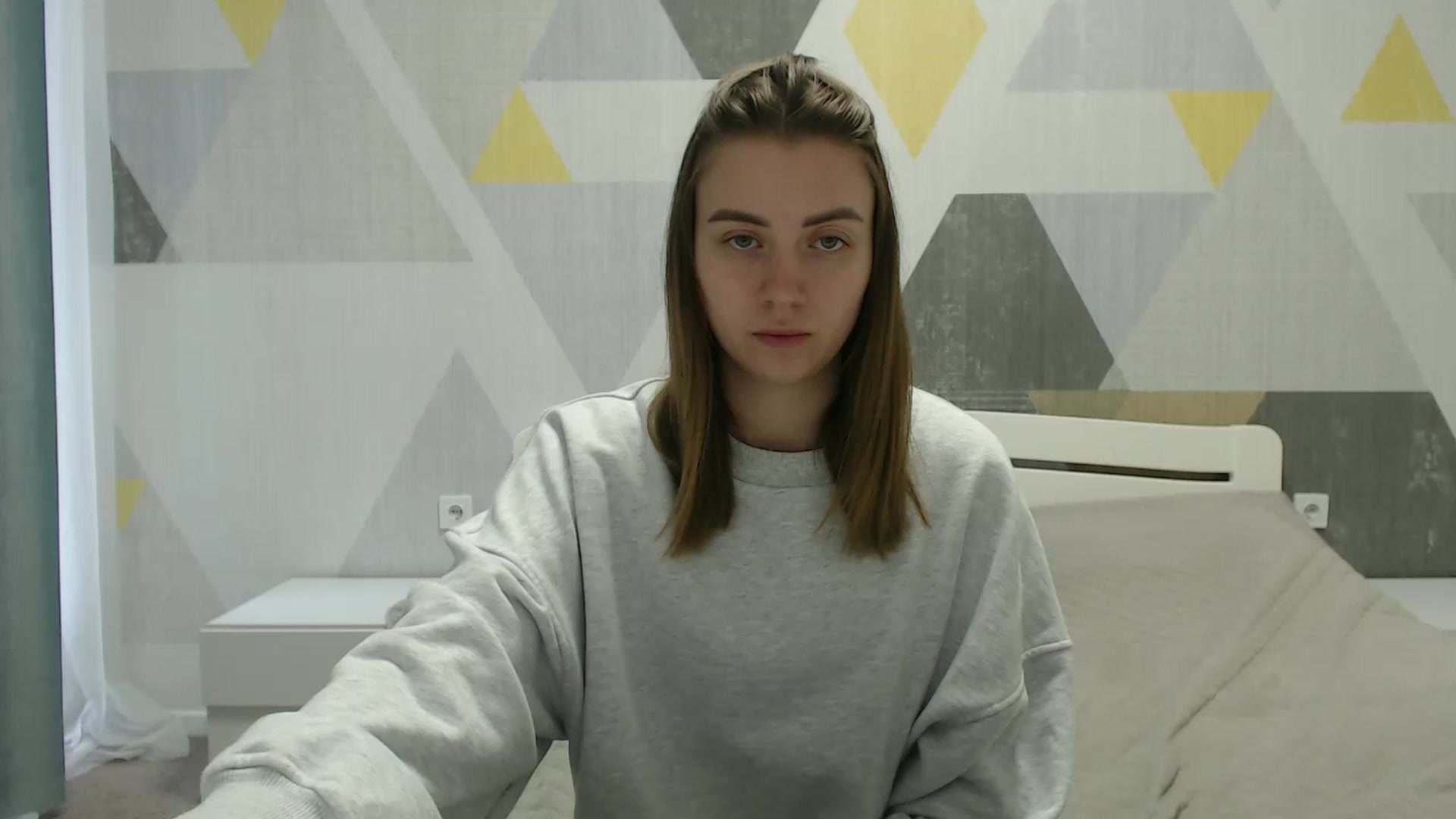 Gallery image thumbnail from Sulfate0's myfreecams stream on, 03/31/2025, 10:33 image 18 of 20