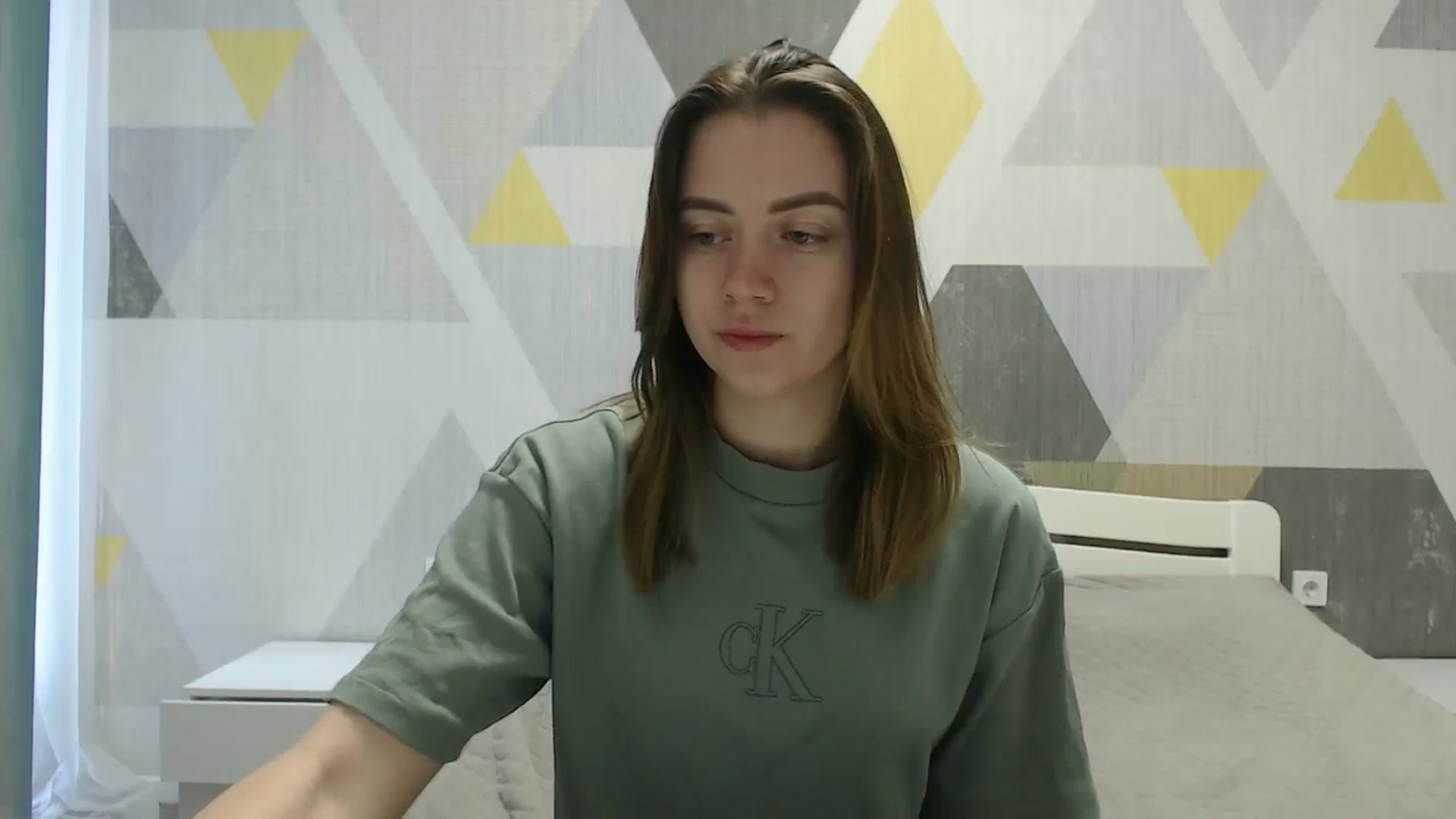 Gallery image thumbnail from Sulfate0's myfreecams stream on, 04/02/2025, 06:42 image 12 of 20