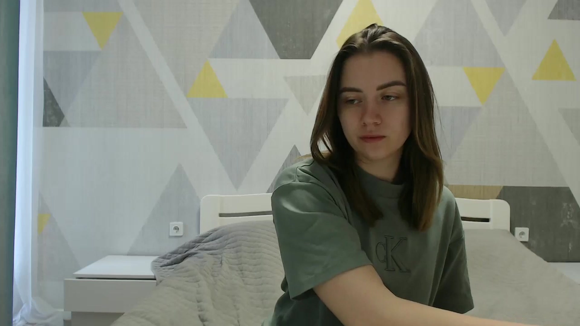 Gallery image thumbnail from Sulfate0's myfreecams stream on, 04/02/2025, 06:42 image 13 of 20