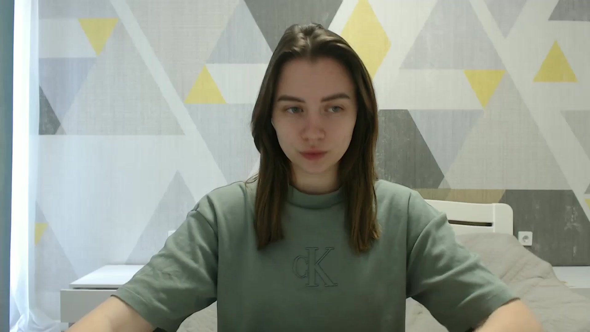 Gallery image thumbnail from Sulfate0's myfreecams stream on, 04/02/2025, 08:15 image 16 of 20