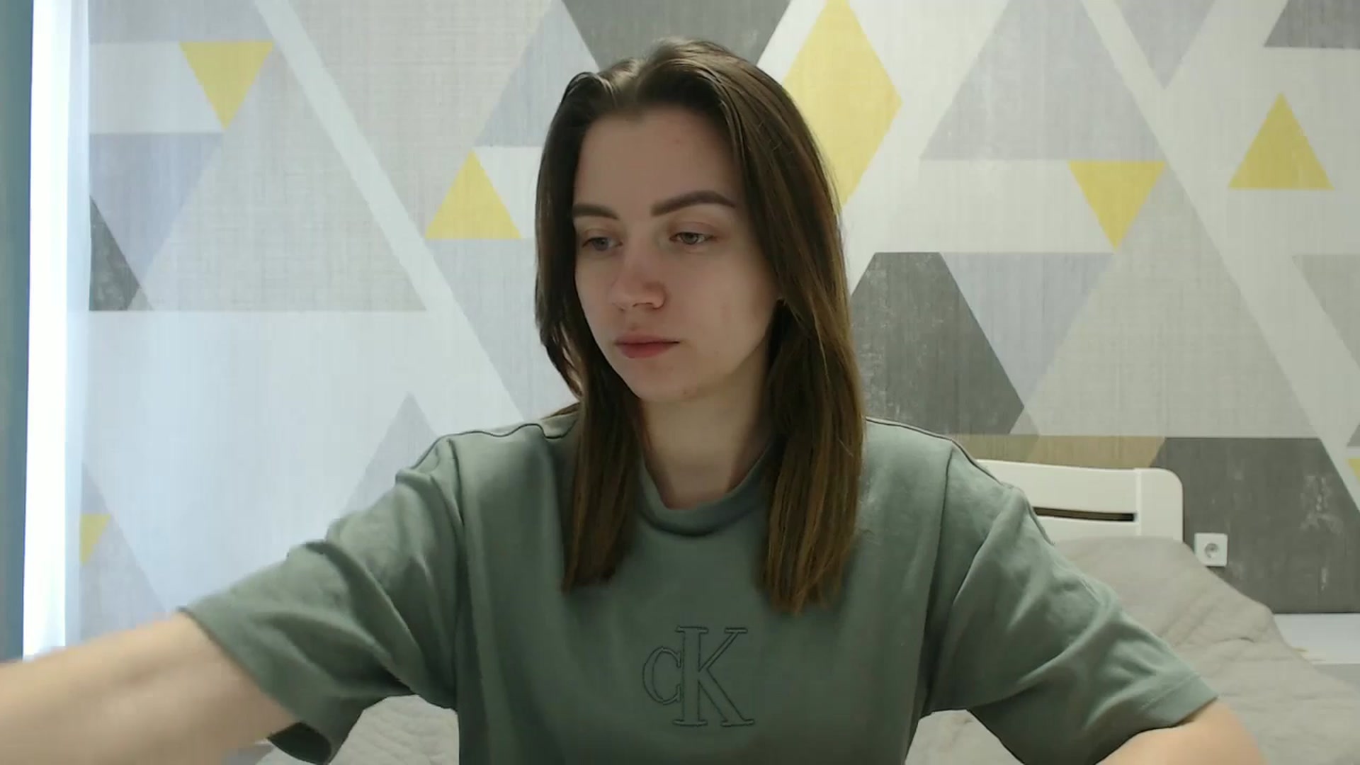 Gallery image thumbnail from Sulfate0's myfreecams stream on, 04/02/2025, 08:15 image 19 of 20
