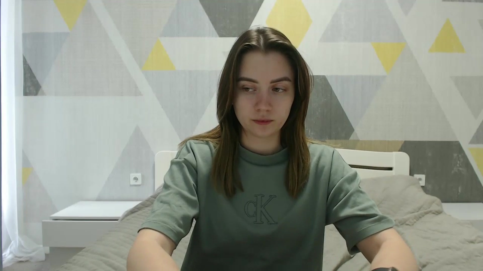 Gallery image thumbnail from Sulfate0's myfreecams stream on, 04/02/2025, 10:45 image 7 of 20