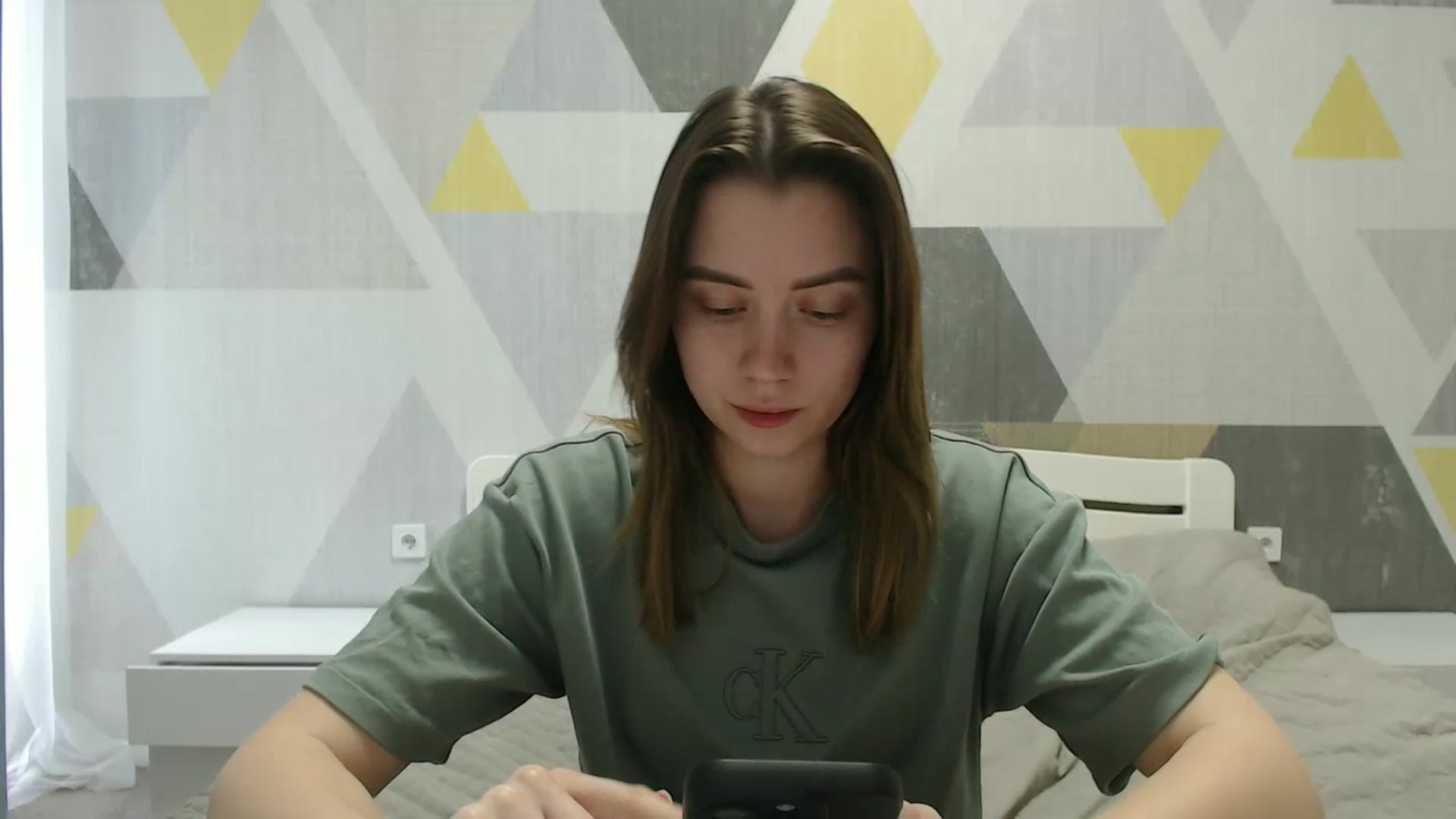 Gallery image thumbnail from Sulfate0's myfreecams stream on, 04/02/2025, 10:45 image 19 of 20