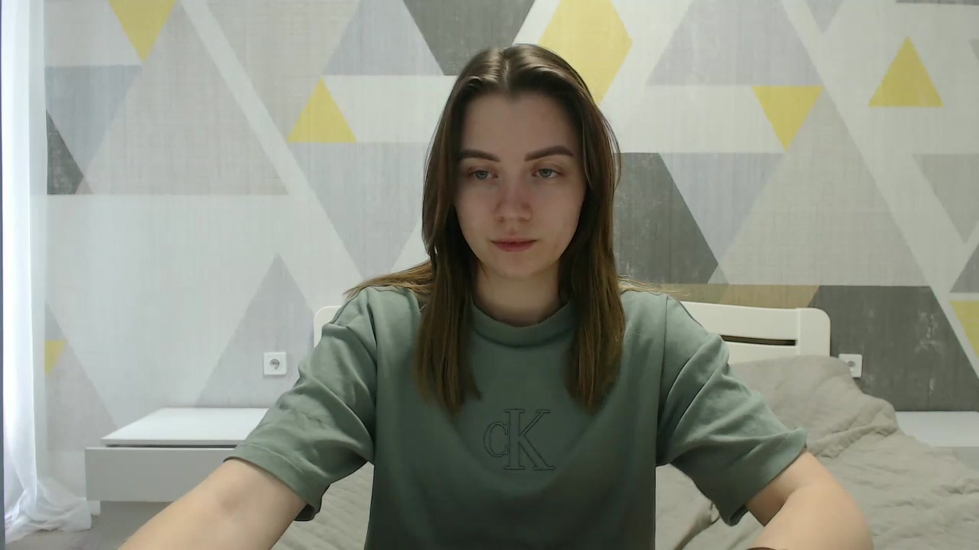 Gallery image thumbnail from Sulfate0's myfreecams stream on, 04/02/2025, 10:45 image 9 of 20