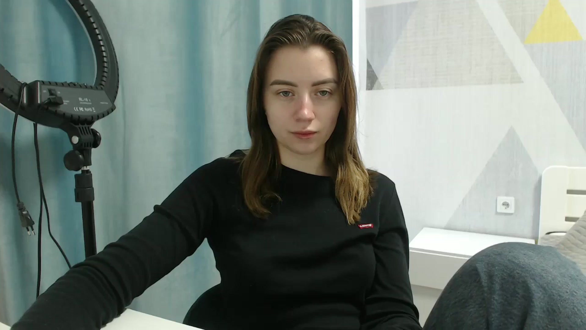 Gallery image thumbnail from Sulfate0's myfreecams stream on, 04/03/2025, 06:31 image 14 of 20