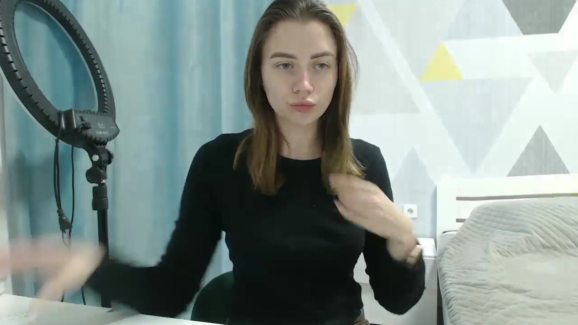 Gallery image thumbnail from Sulfate0's myfreecams stream on, 04/03/2025, 06:31 image 4 of 20