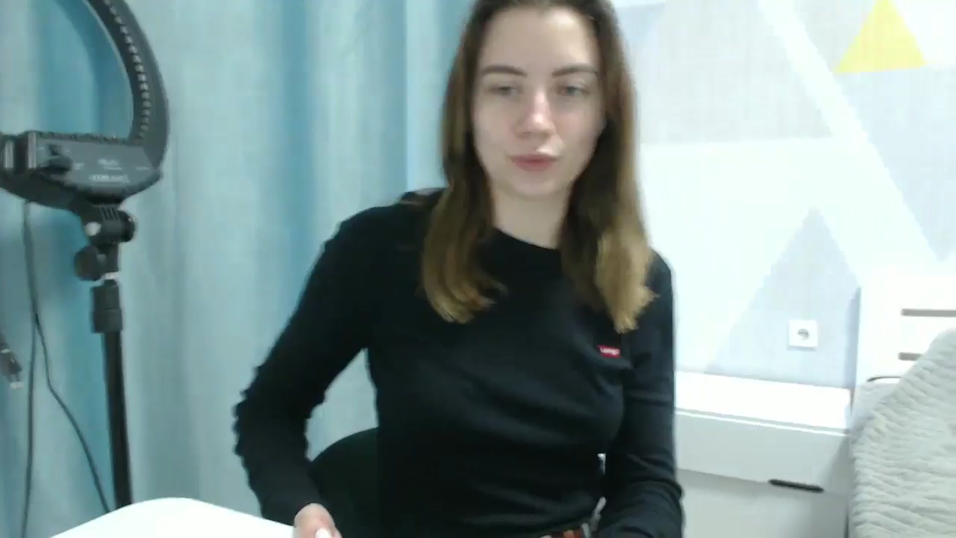 Gallery image thumbnail from Sulfate0's myfreecams stream on, 04/03/2025, 06:31 image 15 of 20