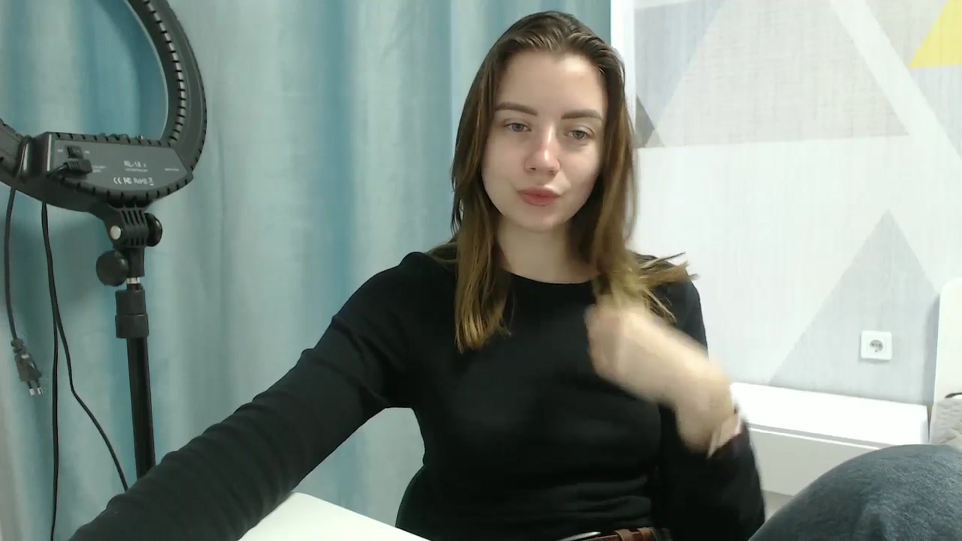 Gallery image thumbnail from Sulfate0's myfreecams stream on, 04/03/2025, 06:31 image 19 of 20