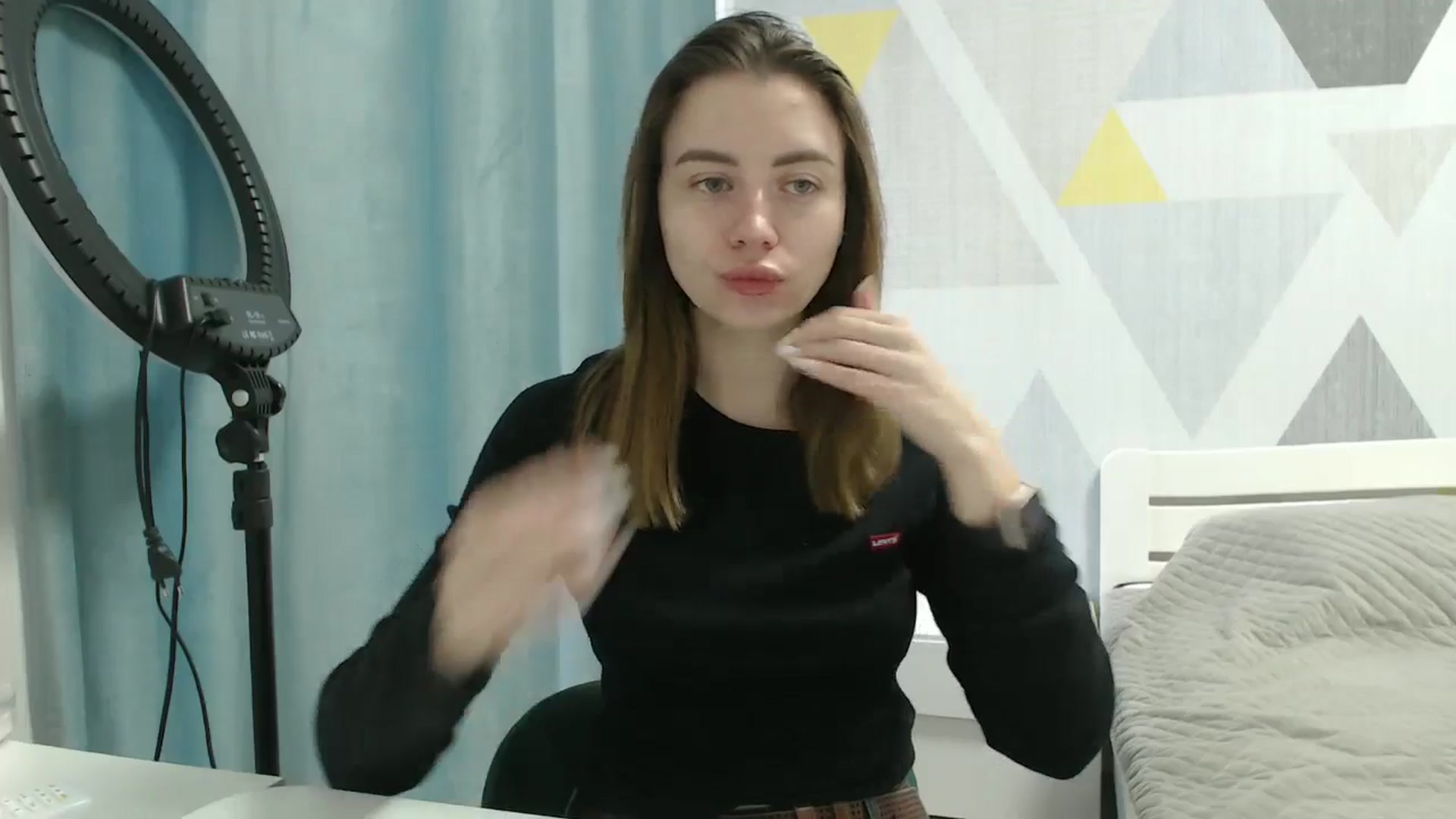 Gallery image thumbnail from Sulfate0's myfreecams stream on, 04/03/2025, 06:31 image 5 of 20
