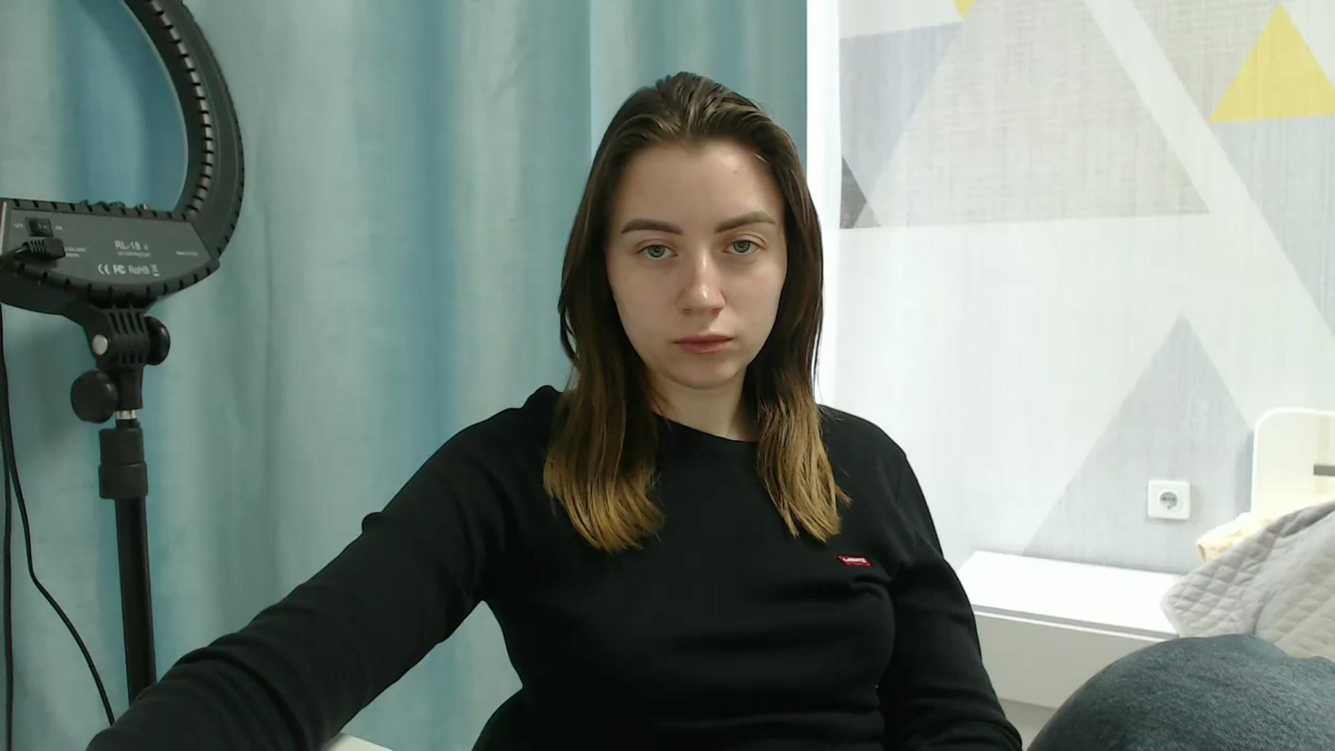 Gallery image thumbnail from Sulfate0's myfreecams stream on, 04/03/2025, 07:08 image 14 of 20