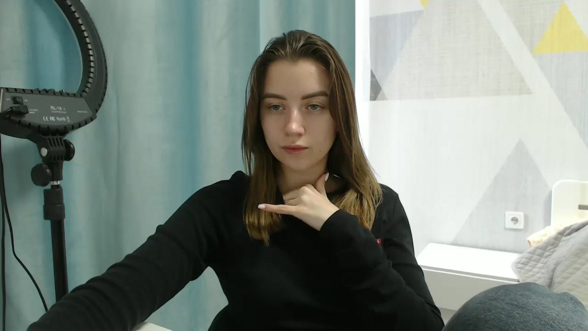 Gallery image thumbnail from Sulfate0's myfreecams stream on, 04/03/2025, 07:08 image 10 of 20