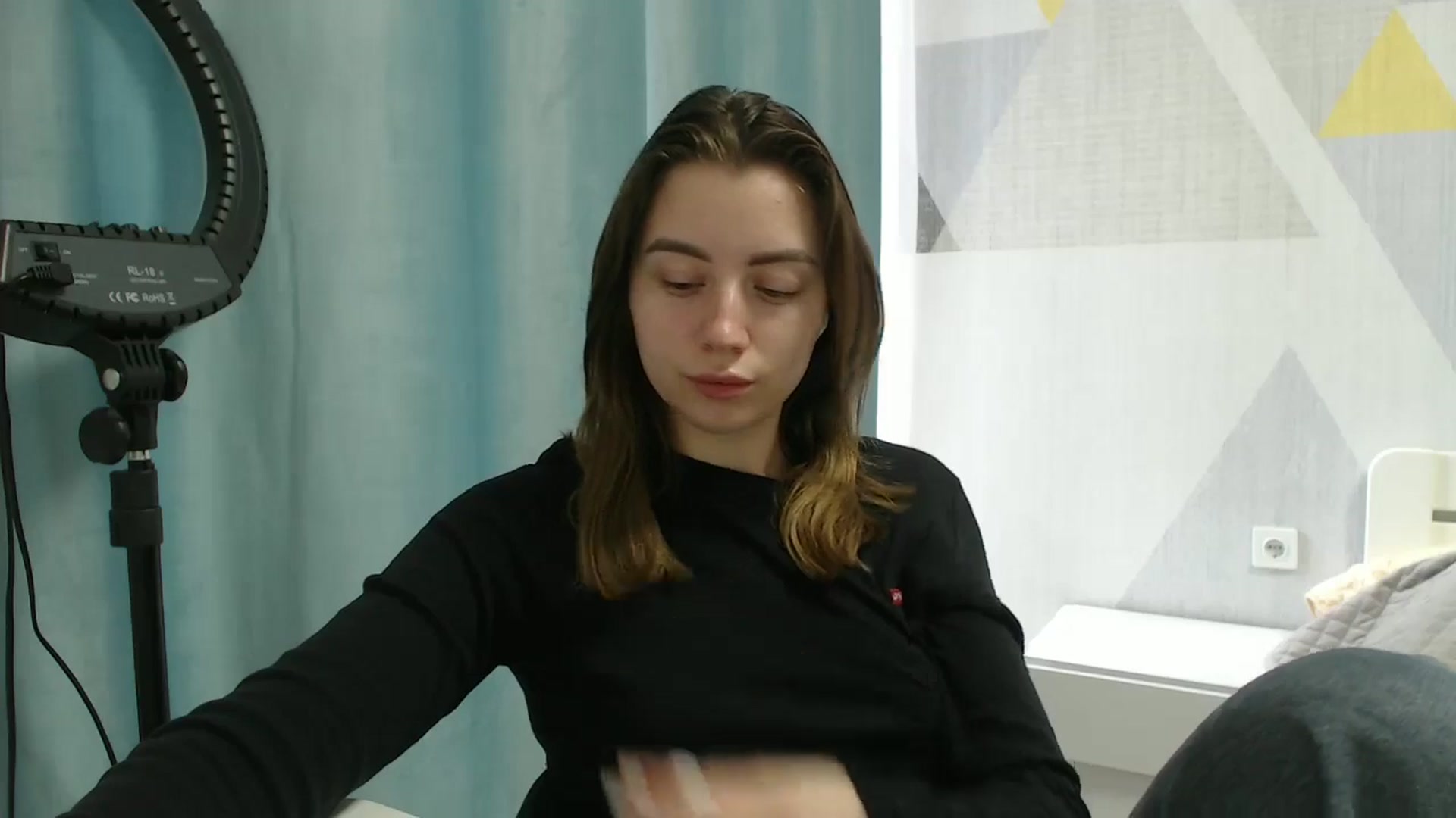 Gallery image thumbnail from Sulfate0's myfreecams stream on, 04/03/2025, 07:47 image 14 of 20