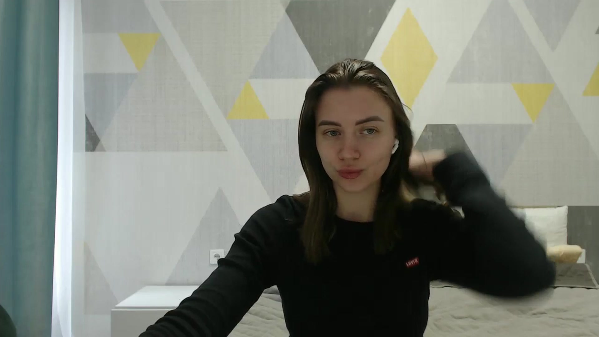 Gallery image thumbnail from Sulfate0's myfreecams stream on, 04/03/2025, 08:47 image 20 of 20