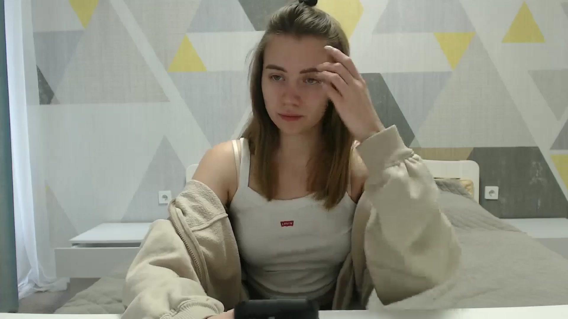 Gallery image thumbnail from Sulfate0's myfreecams stream on, 04/04/2025, 07:25 image 5 of 20