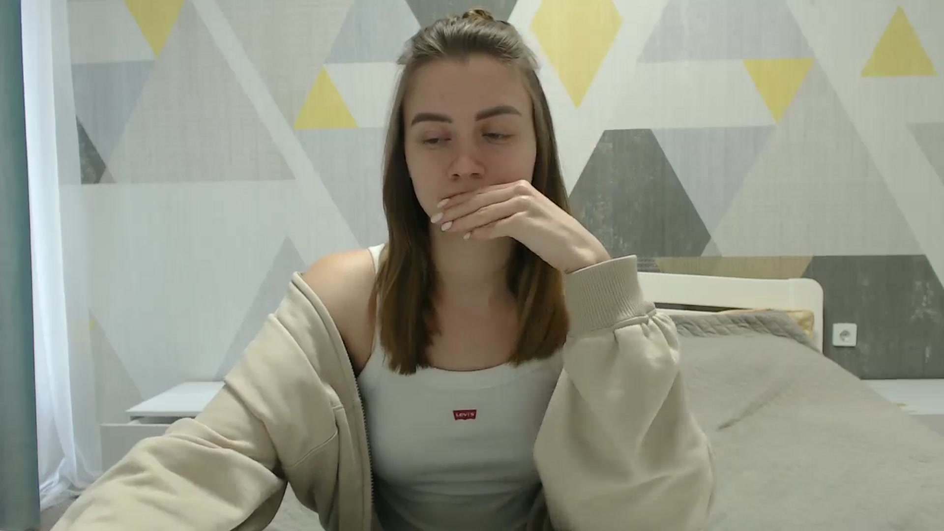Gallery image thumbnail from Sulfate0's myfreecams stream on, 04/04/2025, 08:19 image 17 of 20