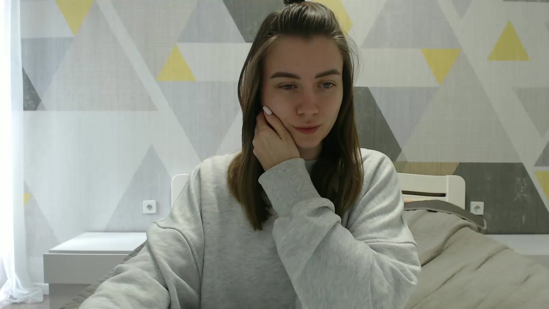 Gallery image thumbnail from Sulfate0's myfreecams stream on, 04/05/2025, 08:12 image 13 of 20